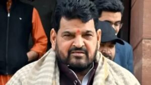 Read more about the article UP Politics: बृजभूषण शरण सिंह का अपनी ही सरकार पर बड़ा हमला, जल जीवन मिशन और बिजली विभाग को बताया मौतों का जिम्मेदार