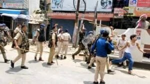 Read more about the article Siwan Violence: बिहार बंद हिंसक बना, सिवान में बवाल के बाद पुलिस ने हवाई फायरिंग की