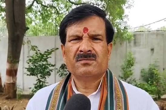 You are currently viewing Mrityunjay Tiwari Resigns: RJD को लगा बड़ा झटका! लालू यादव के बेहद करीबी प्रवक्ता मृत्युंजय तिवारी ने दिया इस्तीफा, तेजस्वी पर साधा निशाना