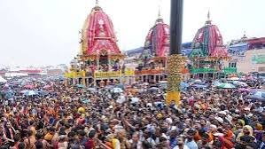 You are currently viewing Puri Rath Yatra Stampede: पुरी रथ यात्रा में बड़ा हादसा! पहंडी रस्म के दौरान मची भगदड़, दो भक्तों की मौत, 200 से अधिक घायल