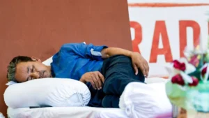 Read more about the article Sonam Wangchuk Protest: सोनम वांगचुक के अनशन का 20वां दिन, सोनिया गांधी की भावुक अपील; हाई कोर्ट ने दिए मेडिकल निगरानी के निर्देश