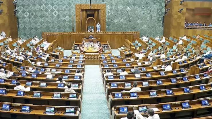 You are currently viewing Monsoon Session: नीट पेपर लीक और राम मंदिर चढ़ावे पर हंगामा, दोनों सदनों की कार्यवाही स्थगित