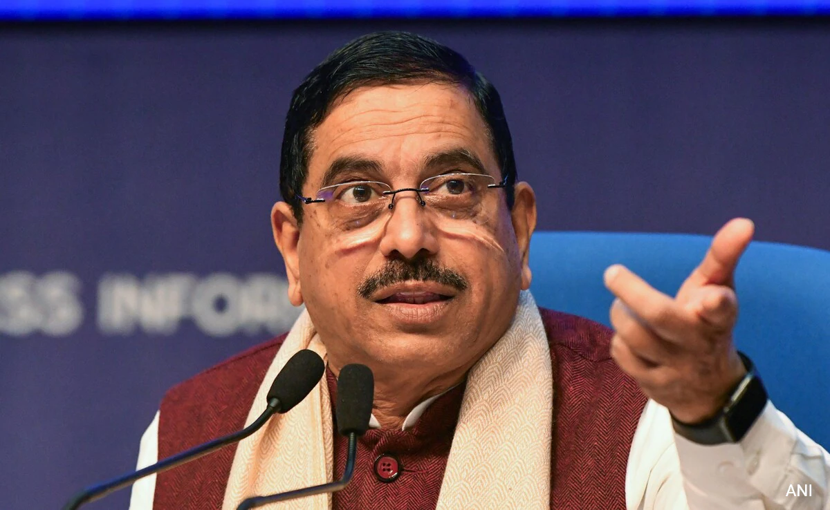 You are currently viewing Independence Day: लाल किले के स्वतंत्रता दिवस समारोह में राहुल गांधी नहीं पहुंचे, BJP ने साधा निशाना