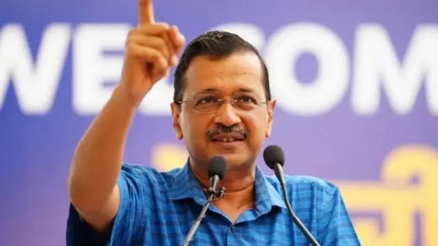 You are currently viewing E20 Petrol पर अरविंद केजरीवाल का केंद्र पर हमला, बोले- सरकार मिलावटी ईंधन थोप रही है