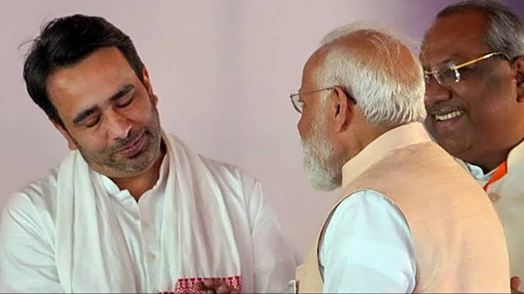 You are currently viewing UP politics: जयंत चौधरी ने PM मोदी से की मुलाकात, अखिलेश यादव के हमलों के बीच सियासी संदेश पर चर्चा