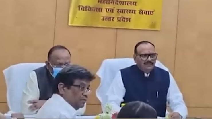 You are currently viewing UP News: यूपी में H1N1 और सीजनल फ्लू को लेकर अलर्ट, ब्रजेश पाठक ने अधिकारियों को दिए सख्त निर्देश
