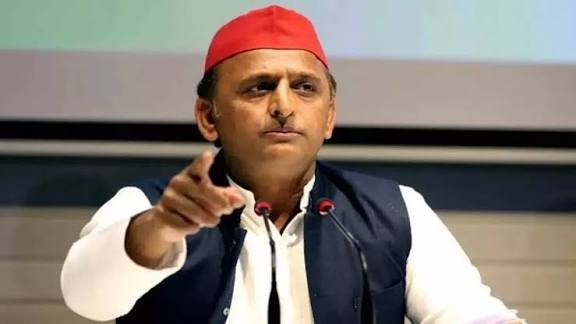 You are currently viewing UP Politics: अखिलेश यादव का बीजेपी सरकार पर हमला, बोले- ‘SIR के बाद अब SAR की साजिश’, STF पर भी साधा निशाना