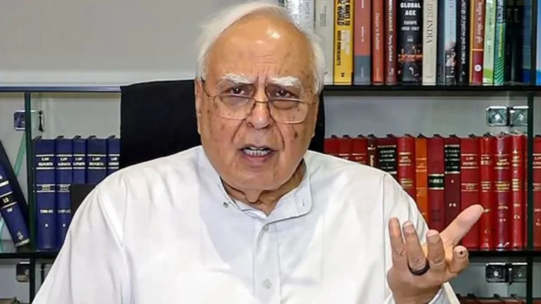 Madarsa Controversy: केशव प्रसाद मौर्य के मदरसा बयान पर सियासी घमासान, कपिल सिब्बल ने उठाए तीखे सवाल