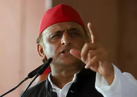 UP Politics: प्रयागराज में जलभराव पर अखिलेश यादव का BJP सरकार पर हमला, भ्रष्टाचार और हवाई सर्वे पर उठाए सवाल