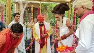 Read more about the article Brij Bhushan Sharan Singh ने बरी होने के बाद लिया सद्गुरु ऋतेश्वर महाराज का आशीर्वाद, आनंदम धाम आश्रम में किया पूजन