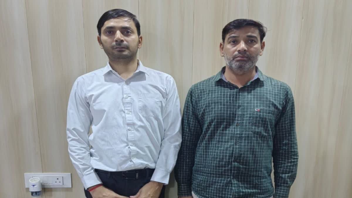 You are currently viewing Shamli Mining Scam: शामली में खनन विभाग पर एंटी करप्शन टीम की बड़ी कार्रवाई, खनन अधिकारी और लिपिक हिरासत में; 65 लाख रुपये बरामद