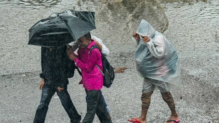 You are currently viewing UP Weather Update: मानसून की विदाई की उल्टी गिनती शुरू, 17 सितंबर को फिर बरसेगा पानी