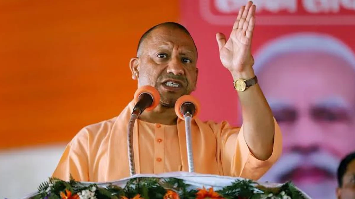 You are currently viewing UP News: योगी सरकार की जीरो टॉलरेंस नीति! राजस्व मामलों में लापरवाही पर पांच तहसीलदार निलंबित