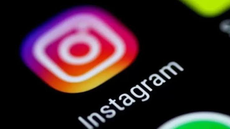 You are currently viewing Instagram AI Rule: AI प्रोफाइल पर नया नियम, लेबल नहीं लगाया तो रुक सकती है Reach