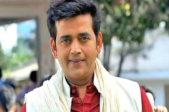 You are currently viewing UP Politics: रवि किशन का सपा-कांग्रेस पर हमला, बोले- ‘ब्राह्मण वोट बैंक नहीं’, 2027 में विपक्ष की हार का किया दावा