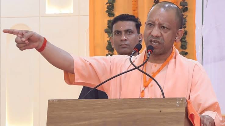 You are currently viewing UP Textile Park: संत कबीर कताई मिल में टेक्सटाइल पार्क की तैयारी तेज, 5 हजार से अधिक लोगों को मिलेगा रोजगार