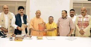 Read more about the article UP Cow Protection: हर जिले में गोवंश के लिए इमरजेंसी इलाज, योगी सरकार की नई तैयार