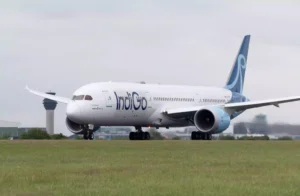 Read more about the article IndiGo Flight Emergency Landing: इंजन में खराबी के बाद गोवा लौटी दिल्ली जा रही फ्लाइट, MOPA Airport पर Full Emergency