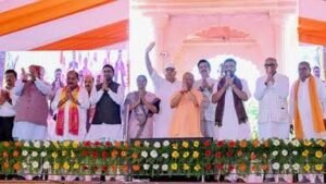Read more about the article UP Politics: गोरखपुर में सीएम योगी का सपा पर हमला, बोले- शिक्षा और समाजवादी पार्टी नदी के दो छोर