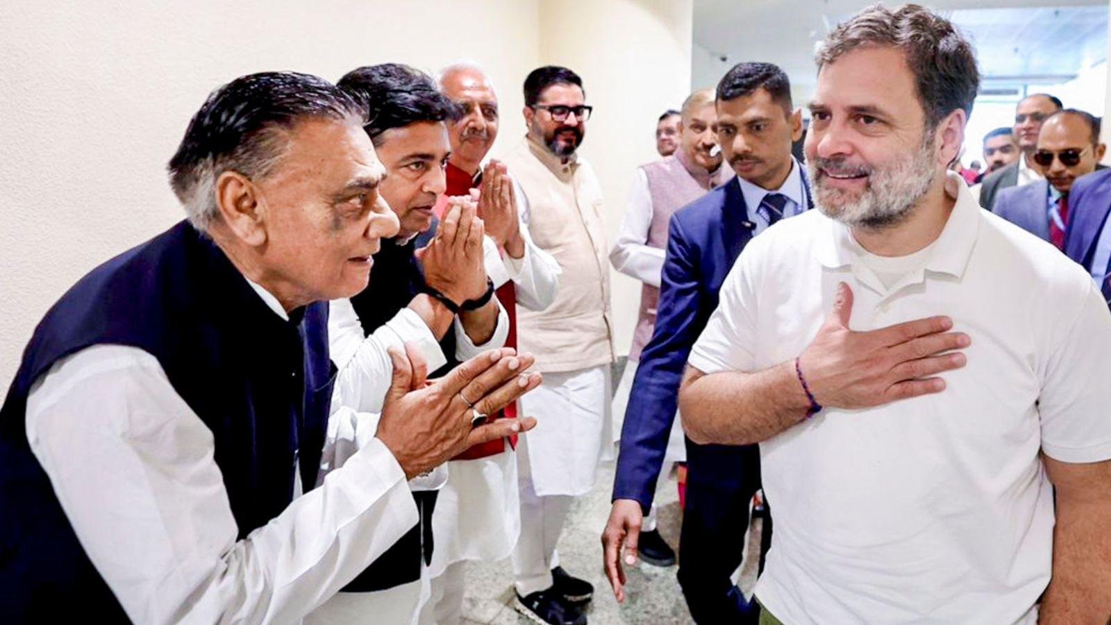 You are currently viewing UP News: राहुल गांधी को सुल्तानपुर कोर्ट से बड़ी राहत, अमित शाह पर टिप्पणी के मानहानि केस में बरी