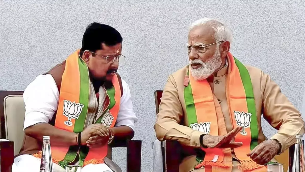 You are currently viewing BJP SIR Campaign: SIR पर विपक्ष को घेरने की तैयारी में BJP, 23 अक्टूबर से देशभर में चलेगा ‘लोकतंत्र बचाओ’ अभियान